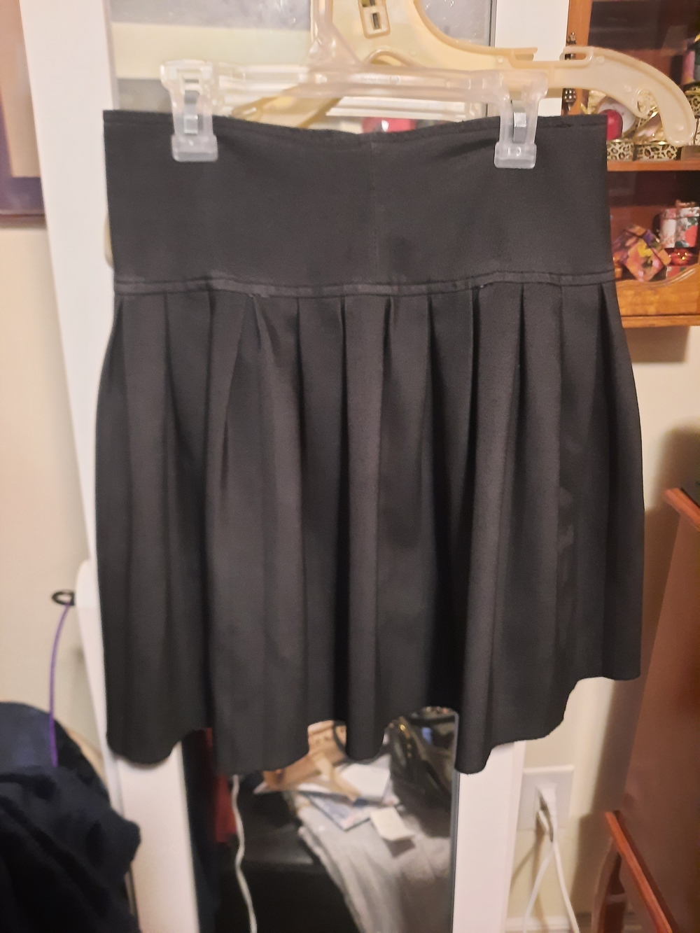 Lnew Black Pleated Women's Skater Mini Skirt Size Medium Fully Lined By BAO HUI